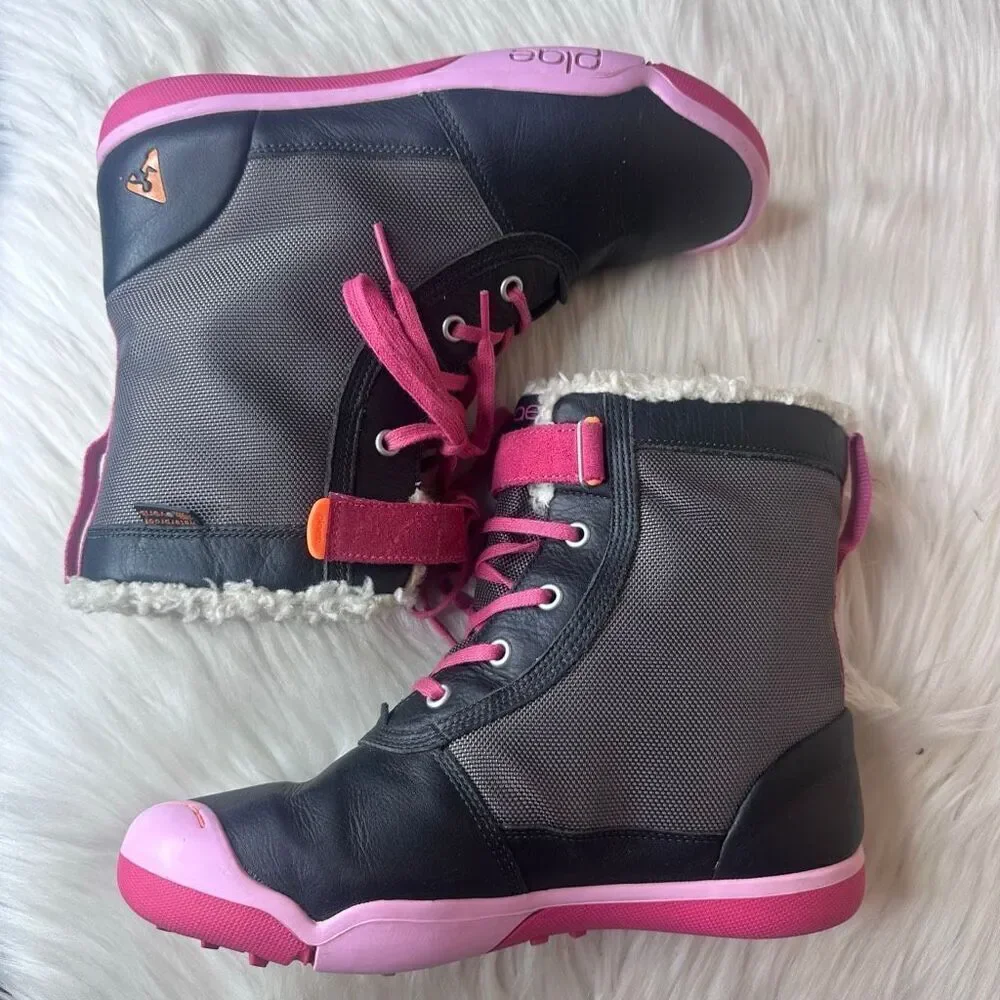 Plae Noel Waterproof Boot Big Kid Size 4.5